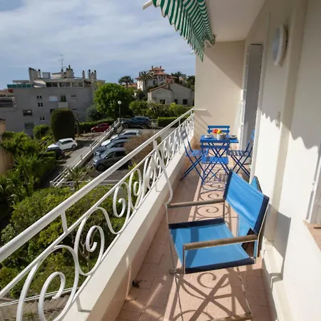 2 Pièces Vue Panoramique 5 Min Du Palais Cannes